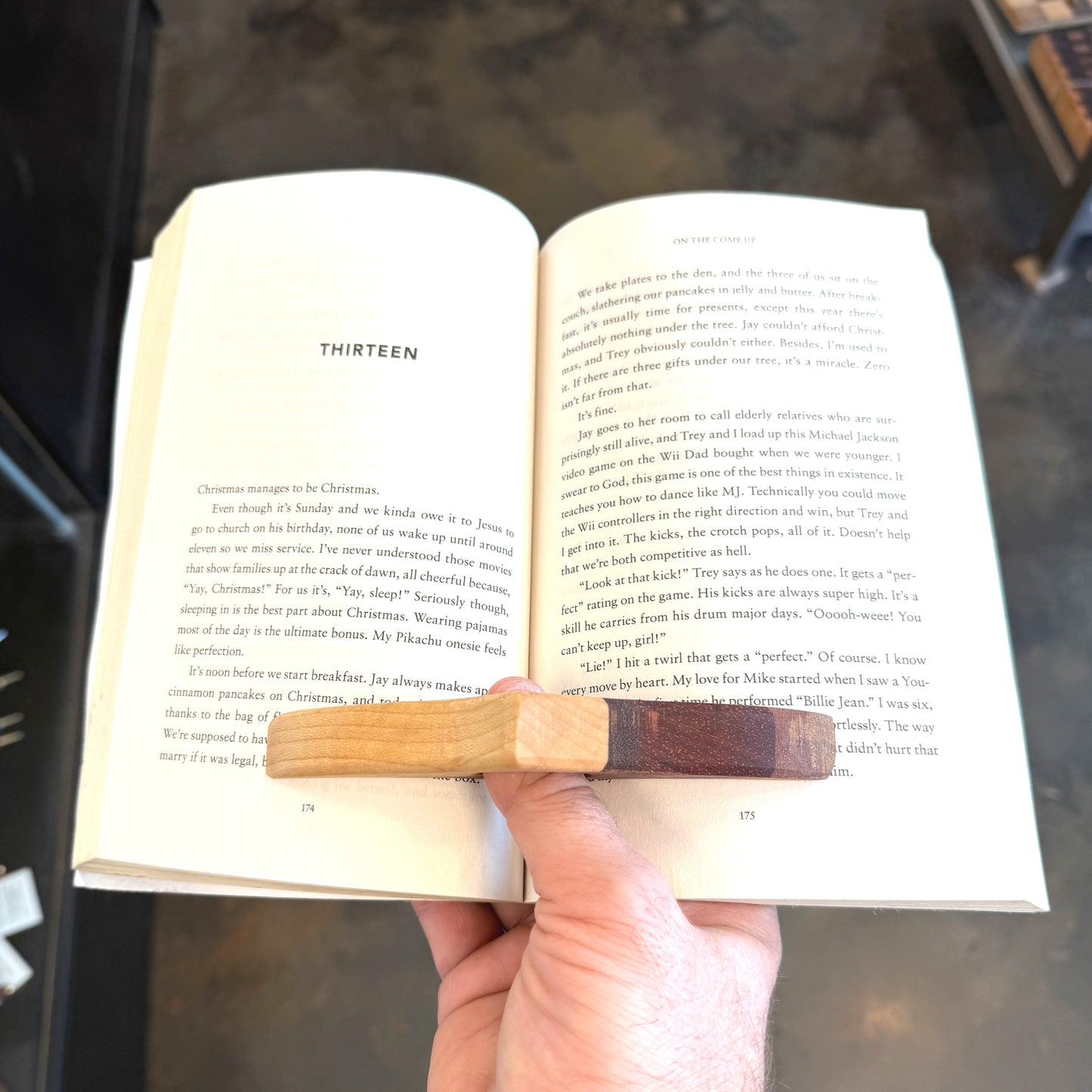 Page Holder